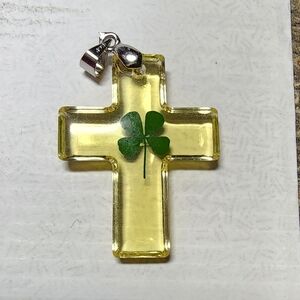 18KGP BALE  4 LEAF CLOVER PENDANT